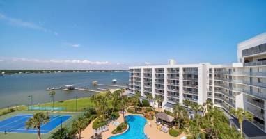 Lagoon, Pool & Tennis Courts