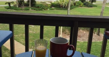 Start your day with breakfast on the balcony and a stunning view of the gulf!