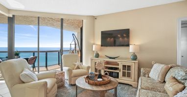 Inviting living room 