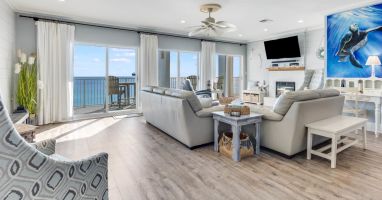 Beach House 702A - Gulf Front Penthouse!