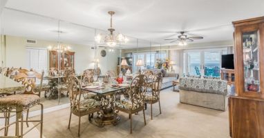 Large Living Room/Dining Room Area With Great View of the Gulf