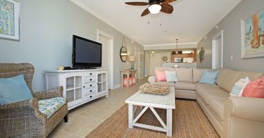 Beautiful newly updated condo