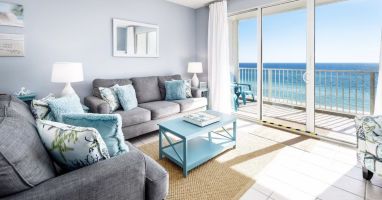 Living room with queen size pull out sofa bed.
