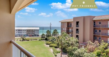 View of the beach from our 4th floor balcony. 