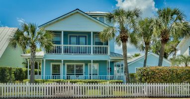 Deja Blue Vacation House
