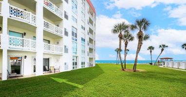 Ground Level Patio near the Beach & Pool - 
El Matador Resort, Okaloosa Island Fort Walton Beach Vacation Rentals