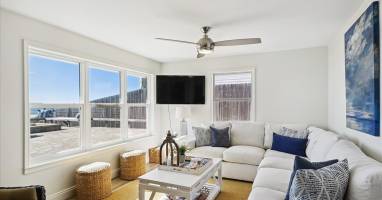 Bright Open Living