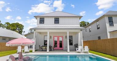 Welcome to 'Shimmy By The Sea' in Panama City Beach!