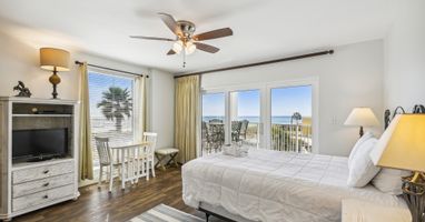 Living room/Bedroom