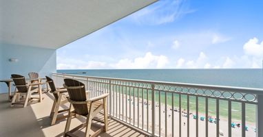 4 Colonnades 1202 Balcony