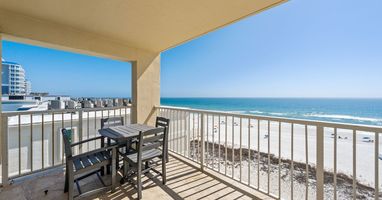 Boardwalk 681 Corner Balcony