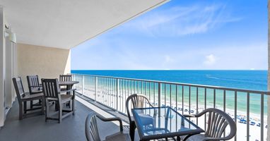 5 San Carlos 1205 Balcony