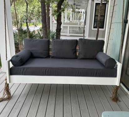 The perfect swing for an afternoon nap
