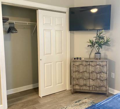 Guest King Suite