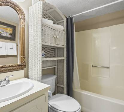 Full Bathroom