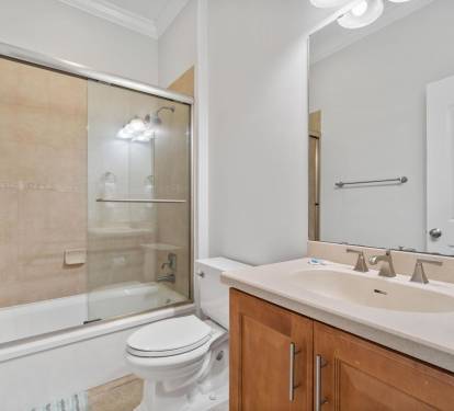 3rd Floor Shared Guest Bathroom