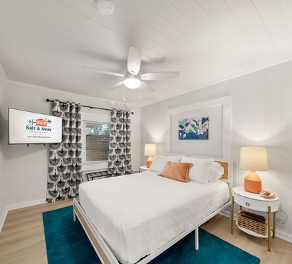 Bedroom #2, 1 Queen Bed