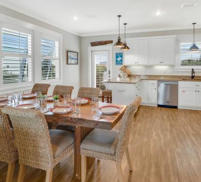 Dining table to seat 8