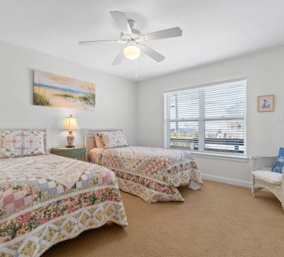 Guest Bedroom 1 (2 Twins)