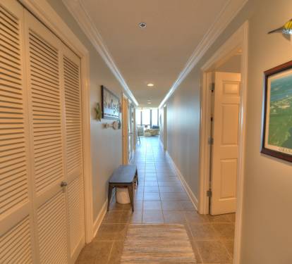 Spacious Entry