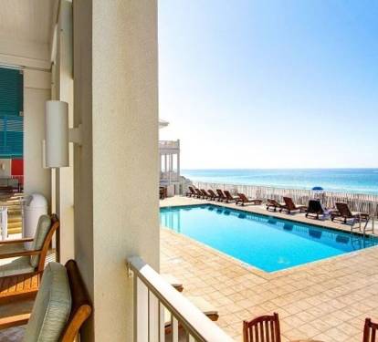 Beachfront Pool