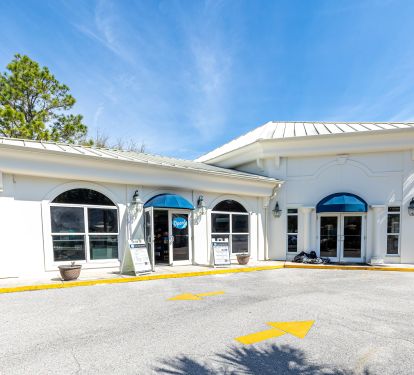 bike, beach chair and golf cart rentals onsite!
