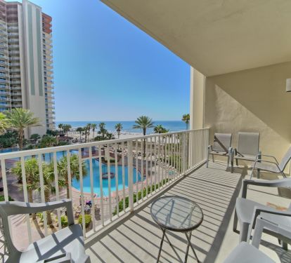 Large balcony with endless pool, beach, ocean views. Spectacular sunrises!