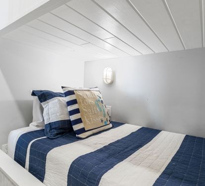Fun bunks with ship details