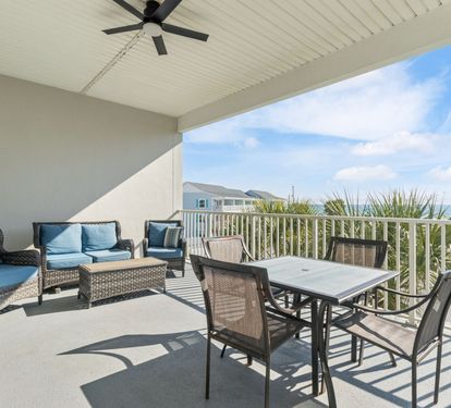 Spacious balcony with Gulf views