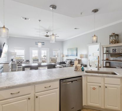 Spacious fully equipped kitchen