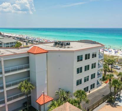 where to vacation in miramar beach