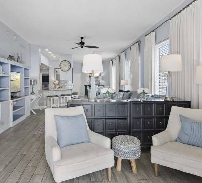 where to stay with a pet in destin