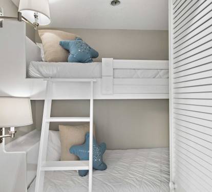 bunks at brt 311