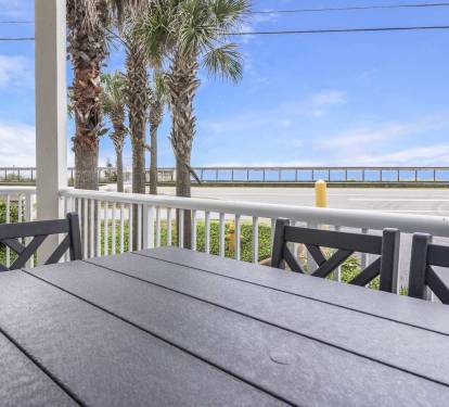Miramar Beach pet friendly