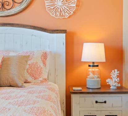 Guest Bedroom 1 (Queen)
