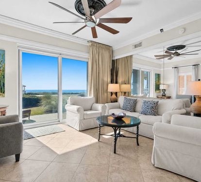 Living room Beach Retreat 101