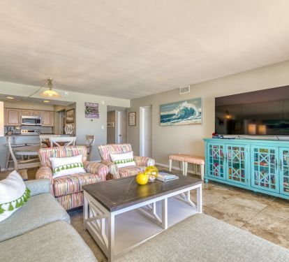 A bright, open space to relax after the beach.