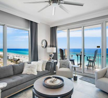 destin living room at leeward key