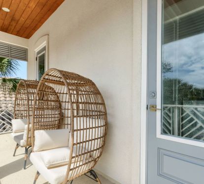 Fun balcony seating