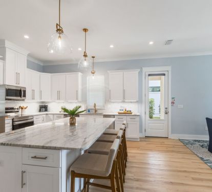Spacious kitchen with large island and breakfast bar