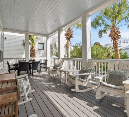 Second floor balcony with seating