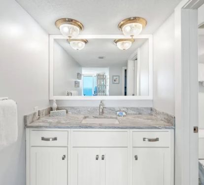 Private master bath