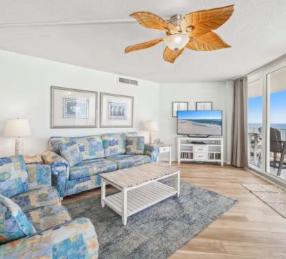 Panoramic Living room views