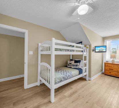 West upstairs bunkroom. Two sets of twin over twin bunkbeds