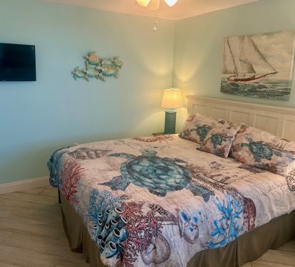 Guest King Bed