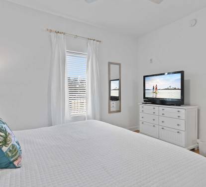 beach resort condominium rentals