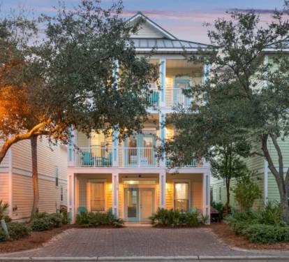 Welcome to Ahoy Bay Bungalow — your home away from home.