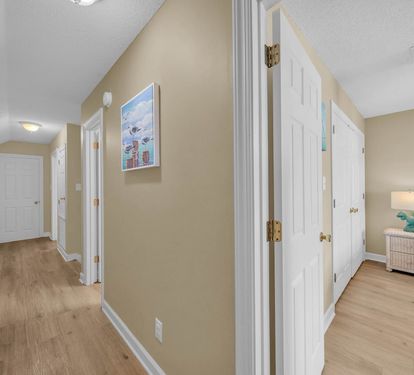 West upstairs queen bedroom and hallway