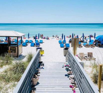 Beach access near to Condo