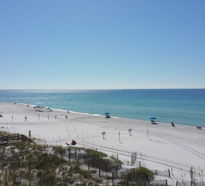 Beach left view